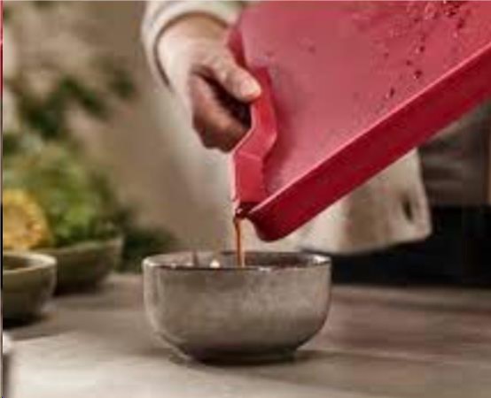 Joseph Joseph, Cut and carve plus extra large red2