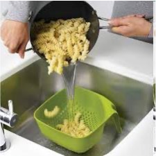 Joseph Joseph, Square colander green3